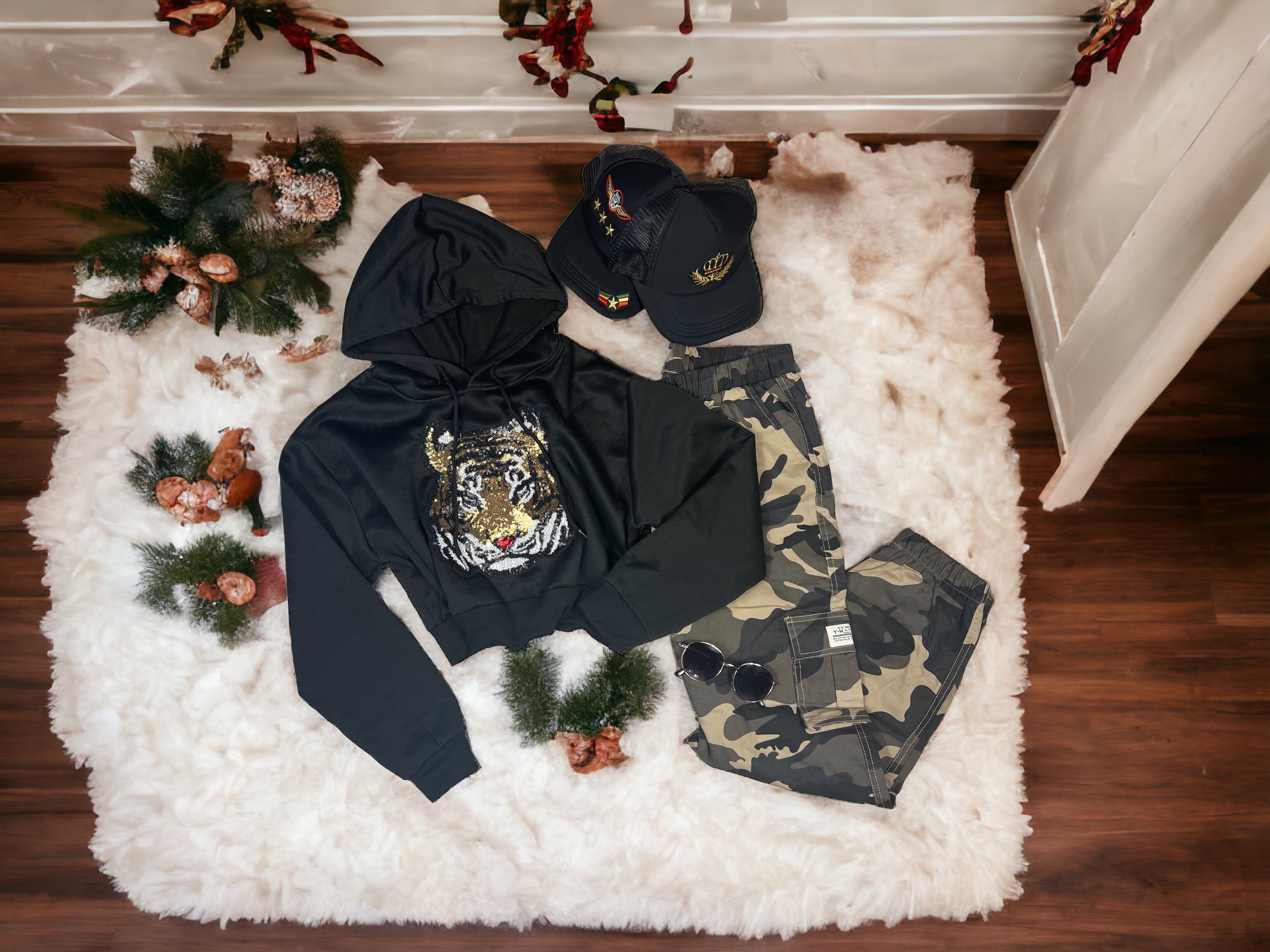 Dgk tiger outlet style hoodie